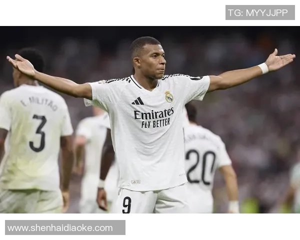 中超激战皇马与拜仁鏖战至平局神奇扑救引发全场热议