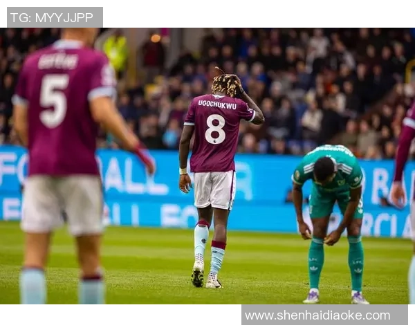 利物浦在世界杯中以3-0战胜拜仁点球争议引发全场热议