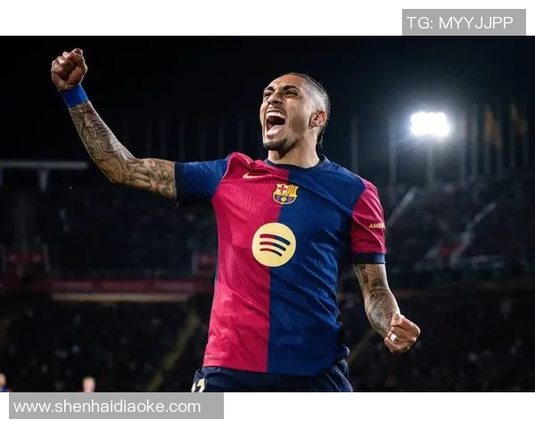 欧联杯精彩对决巴萨狂胜利物浦五球横扫引发全场狂欢