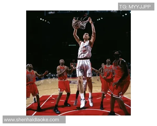 姚明强势出击挑战库里篮球技巧对决引发全场热议