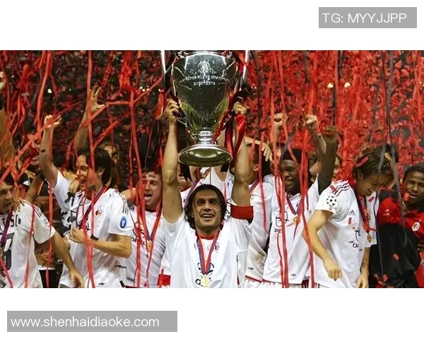 德甲激战曼联狂胜AC米兰四球大捷补时进球点燃全场激情