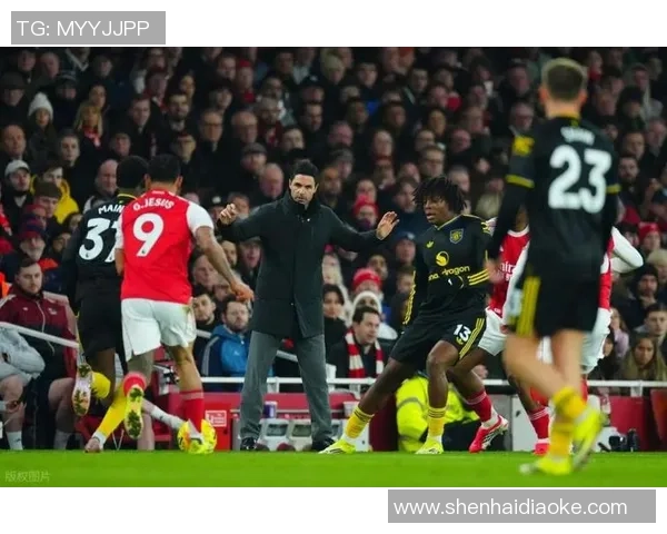 西甲焦点战阿森纳逆转曼城红牌争议引发全场热议 西甲焦点战阿森纳逆转曼城红牌争议引发全场热议