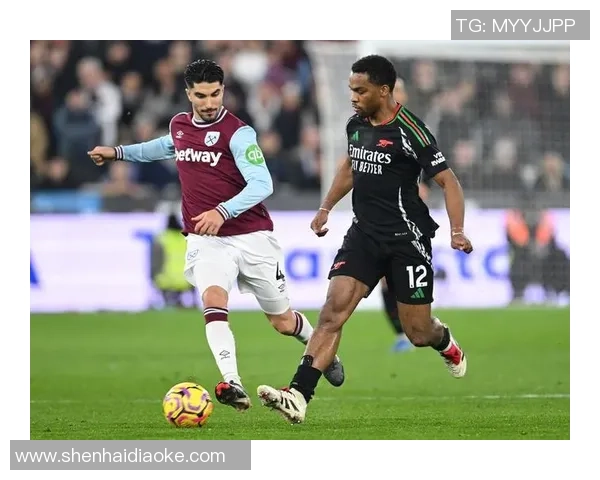 德甲激战里昂大胜阿森纳红牌事件引发全场热议战术分析详解 德甲激战里昂大胜阿森纳红牌事件引发全场热议战术分析详解