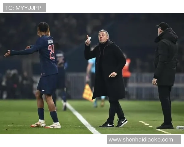 意甲激战巴黎圣日耳曼上演惊天逆转以4-3战胜曼城全场沸腾 意甲激战巴黎圣日耳曼上演惊天逆转以4-3战胜曼城全场沸腾