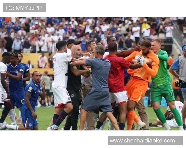 中超激战阿森纳与切尔西平局点球大战引发全场热烈反响 中超激战阿森纳与切尔西平局点球大战引发全场热烈反响